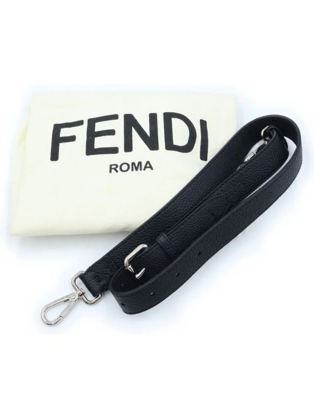 Fendi peekaboo essential